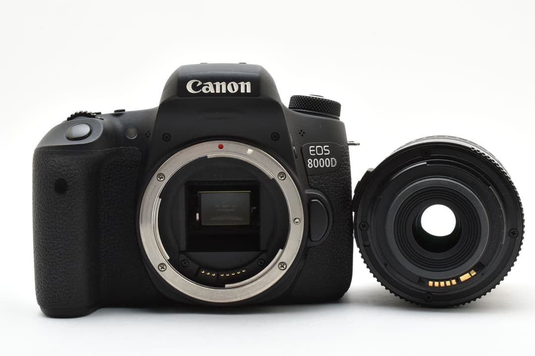 美品 Canon キャノン EOS 8000D レンズキット #9205