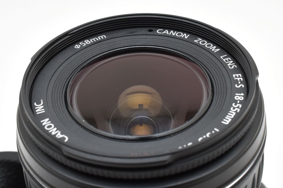 美品 Canon キャノン EOS 8000D レンズキット #9205