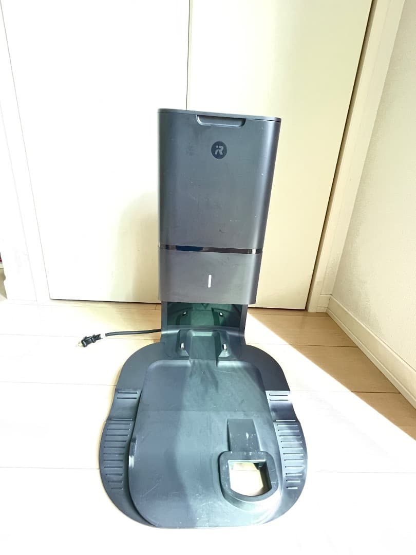 【美品】iRobot ルンバi7+ ロボット掃除機 本体