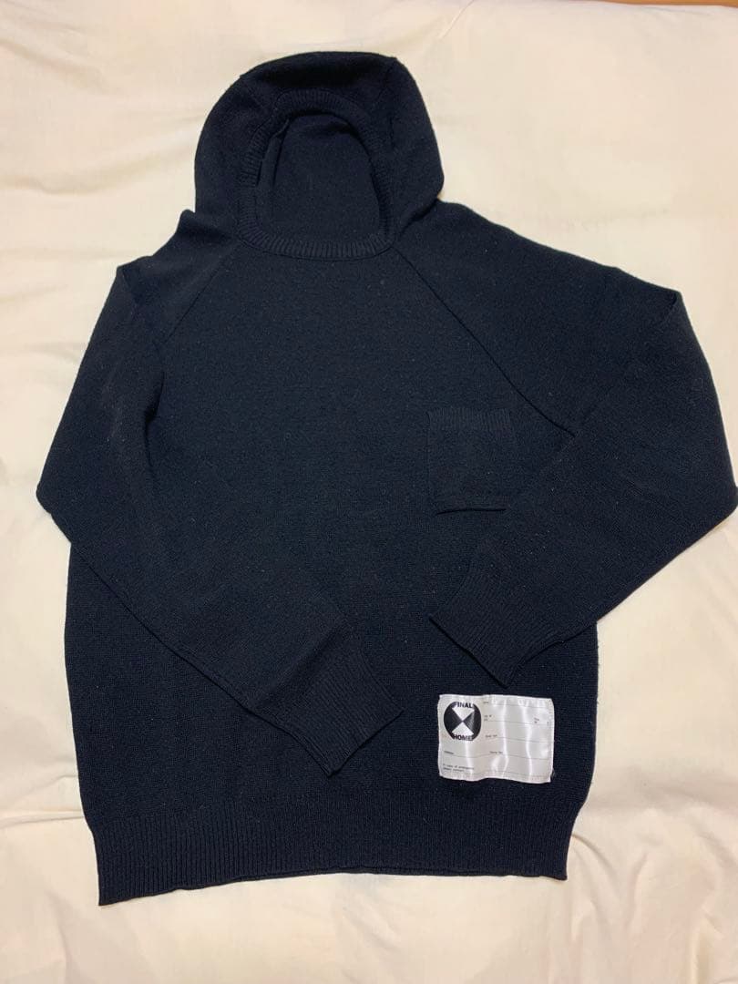 FINAL  ブラック フード付きセーター
