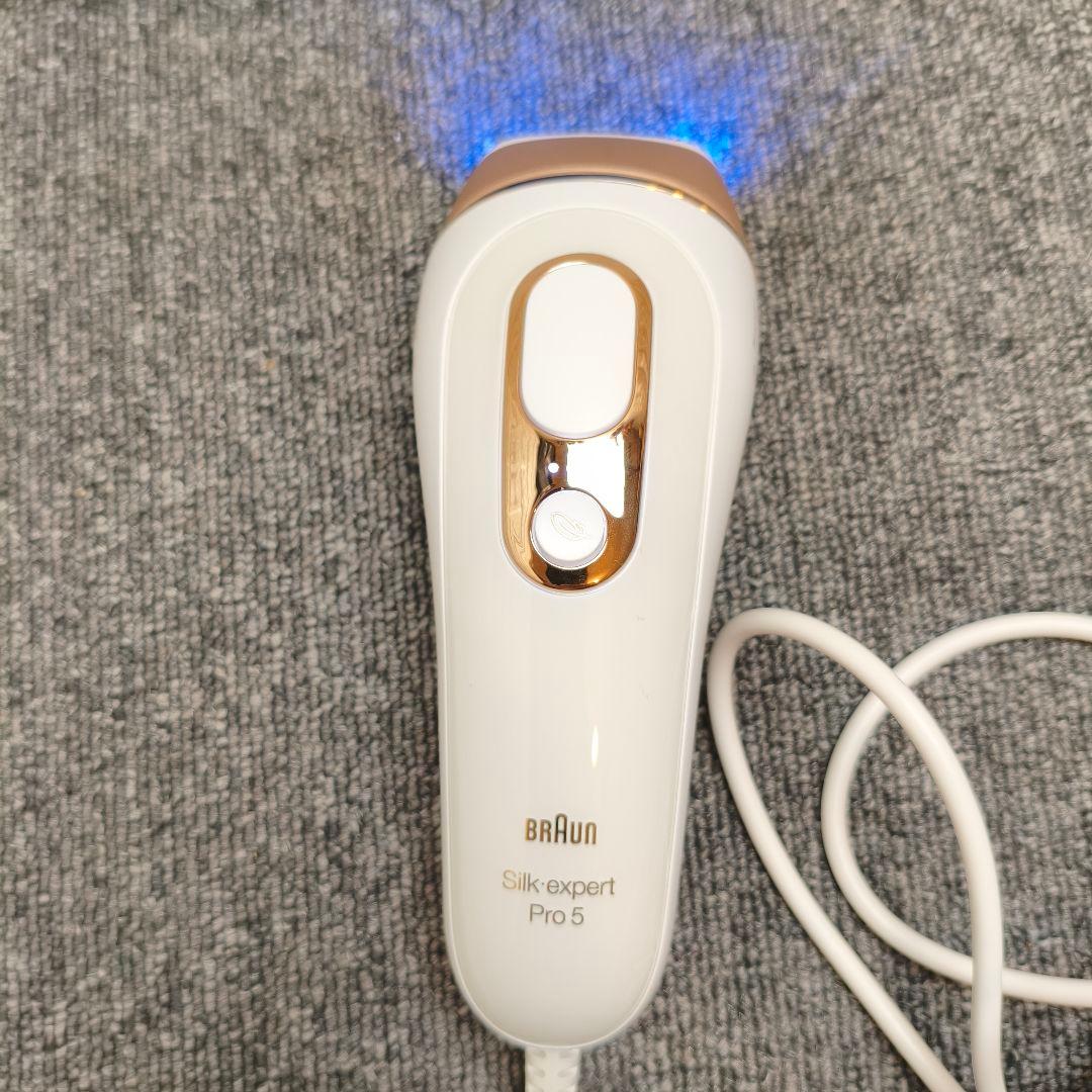 BRAUN IPL脱毛器 ポーチ付き Silk-expert Pro 5 VIO