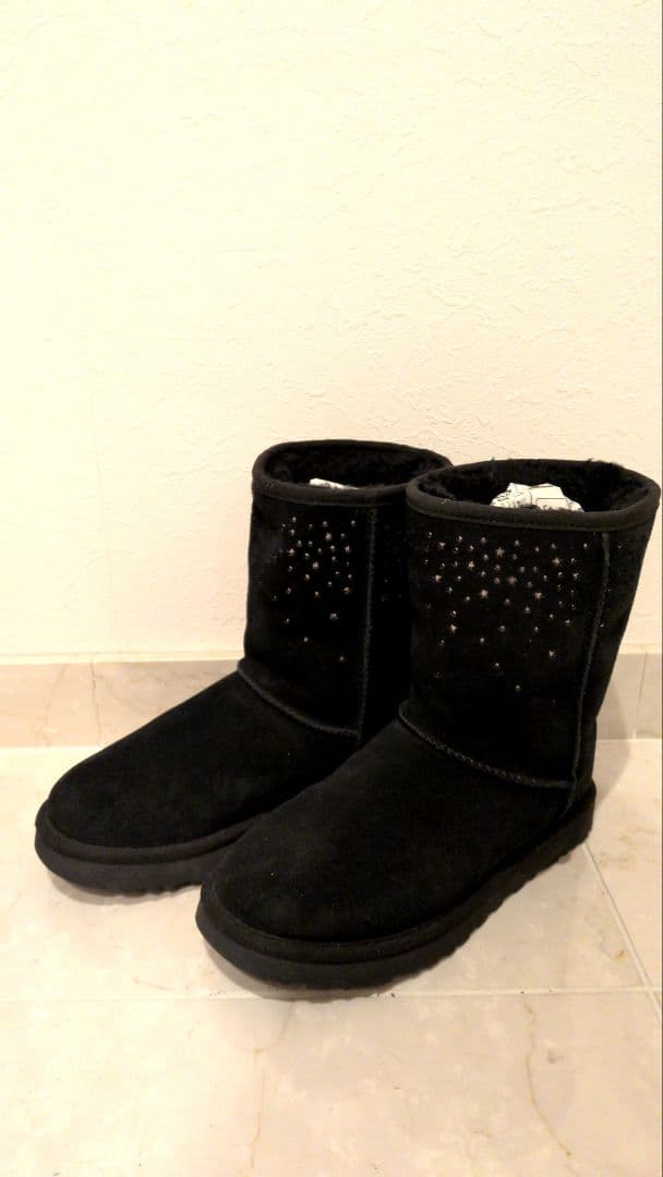 UGG ブラック ムートンブーツ　24　7