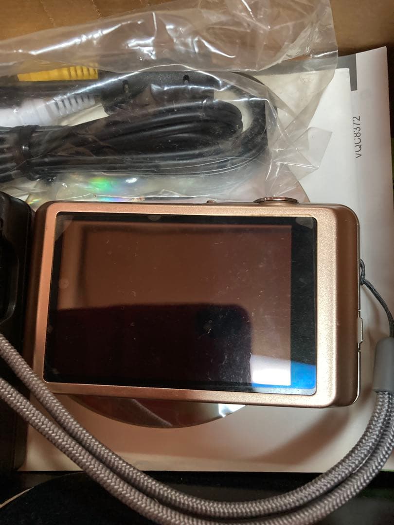 デジタルカメラ Panasonic LUMIX DMC-FH7