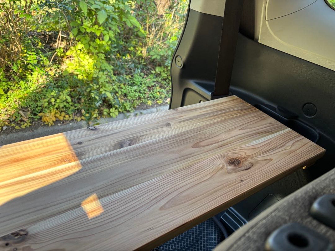 新型シエンタ10系専用 ラゲッジボード 杉無垢材 車中泊テーブル