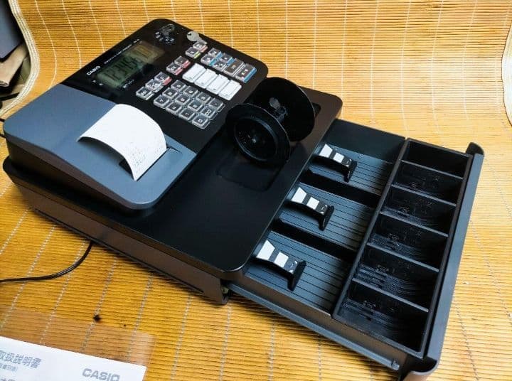 カシオレジスター　SE-G2　コンパクト　人気機種　 感熱紙　250501