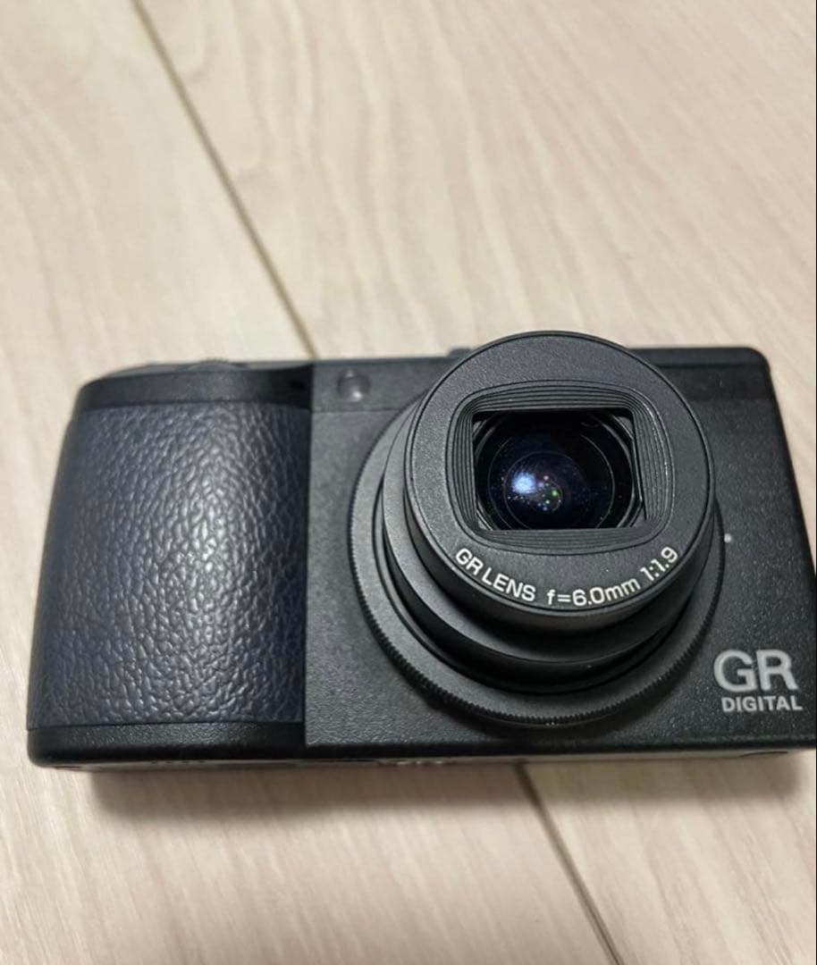 Ricoh Digital GR III （SDカード付き）