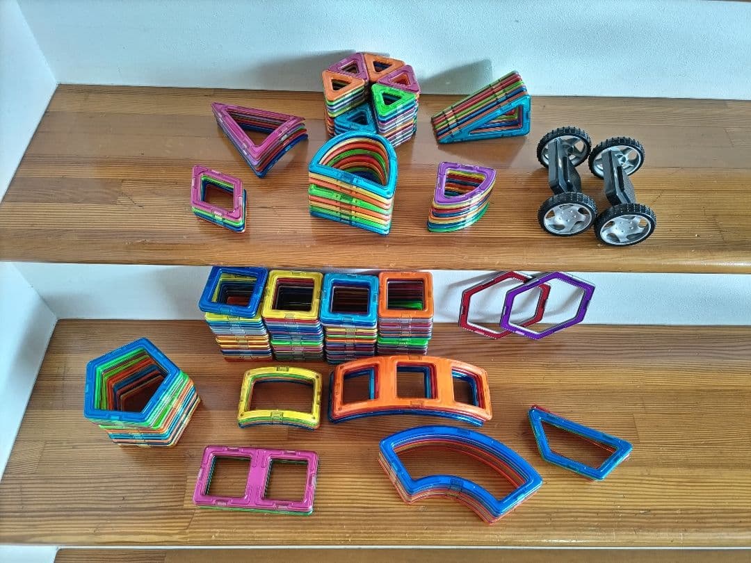 【正規品】マグフォーマー　大量　212ピース車輪2個