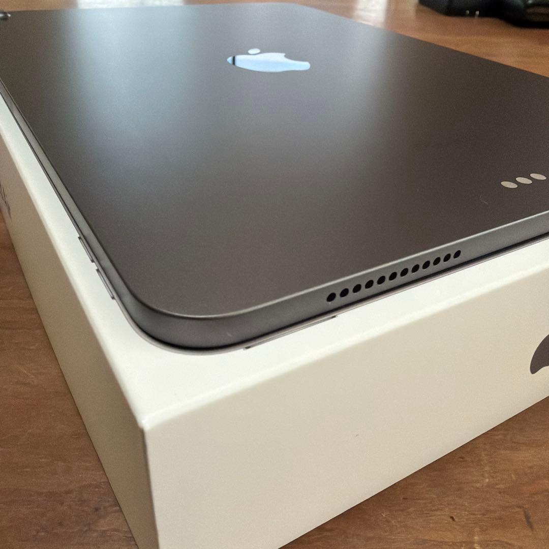 Apple iPad Air（第5世代） M1 Wi-Fi 64GB