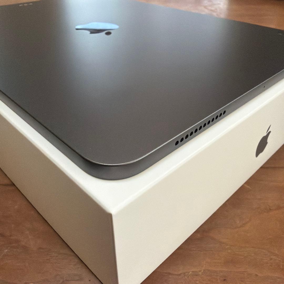 Apple iPad Air（第5世代） M1 Wi-Fi 64GB