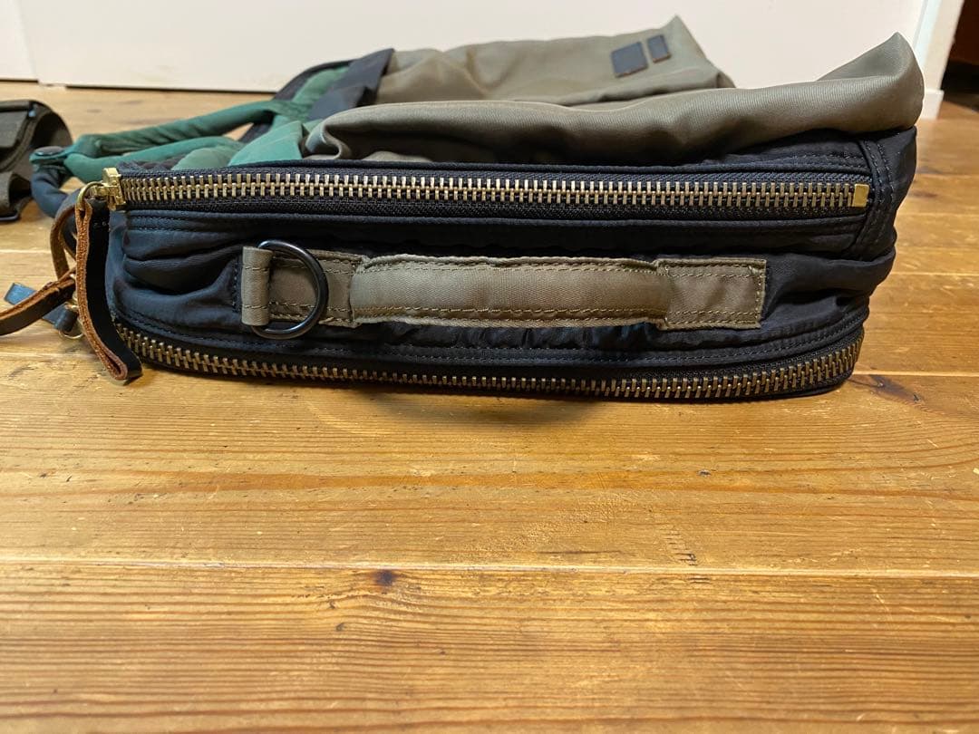 マルニ×ポーターの3wayブリーフケース