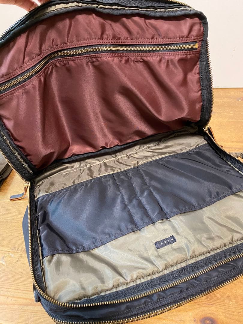 マルニ×ポーターの3wayブリーフケース