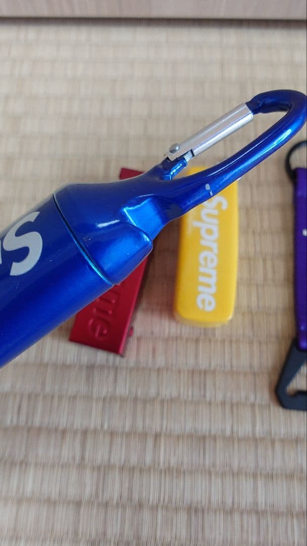 supreme アクセサリーセット キーホルダー等