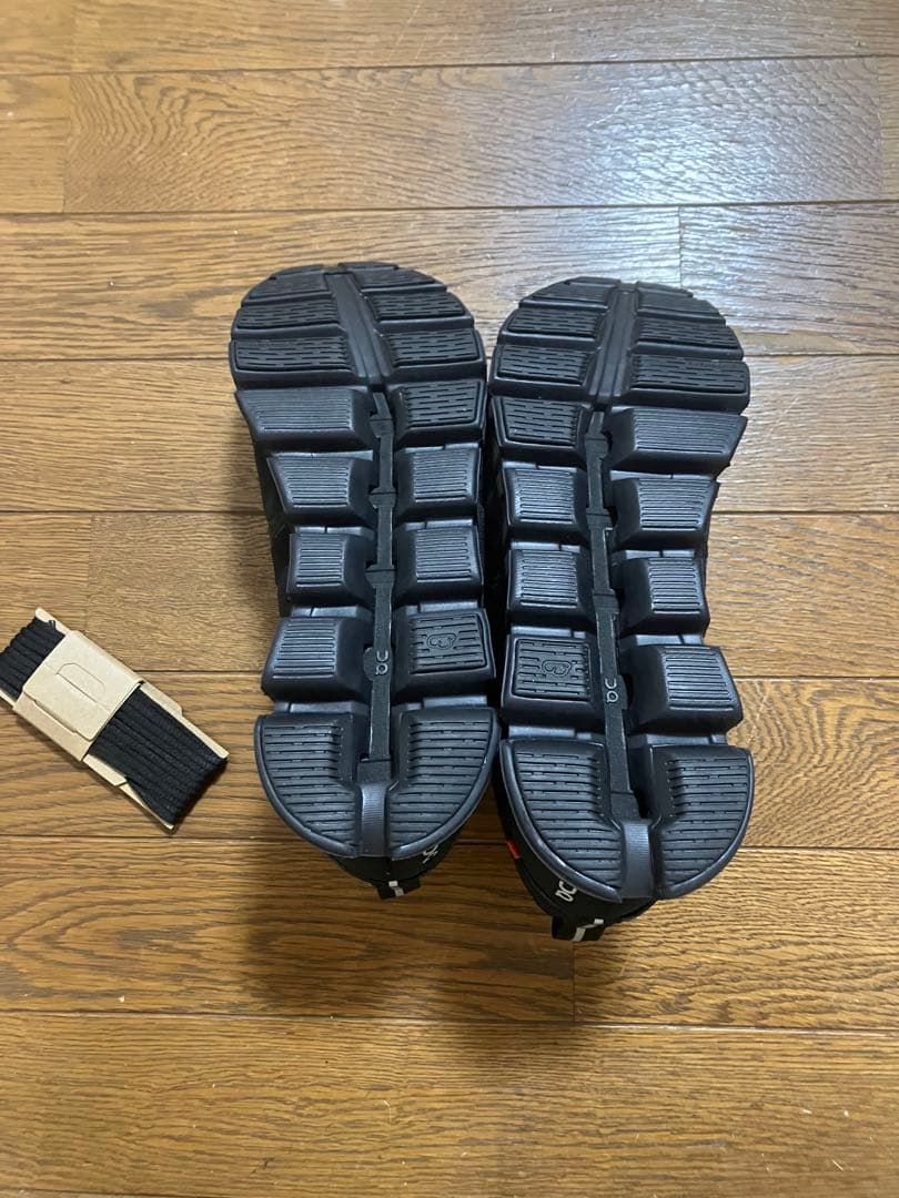On Cloud 5 Waterproof オールブラック　スニーカー　26㎝
