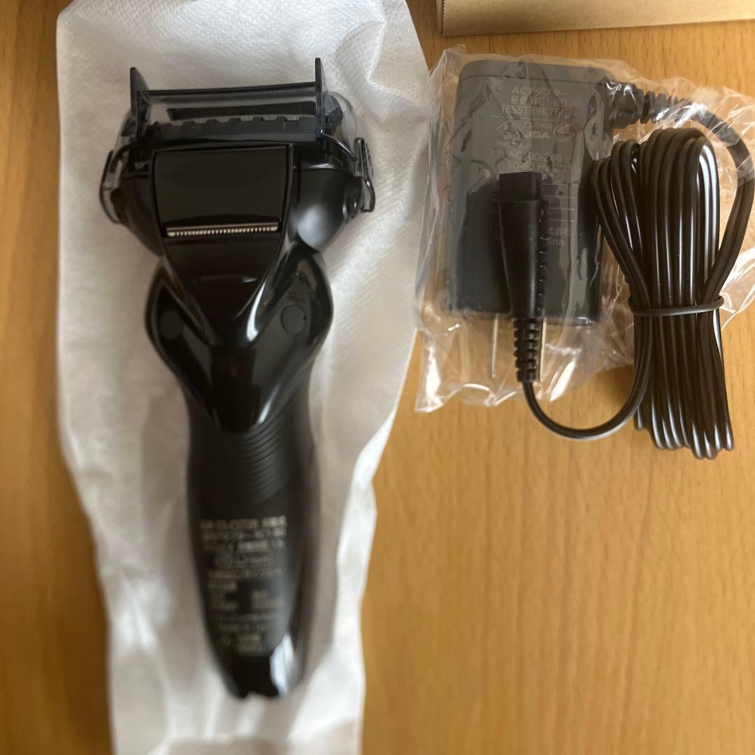 パナソニック ラムダッシュ メンズシェーバー 3枚刃 ES-CST2R-K