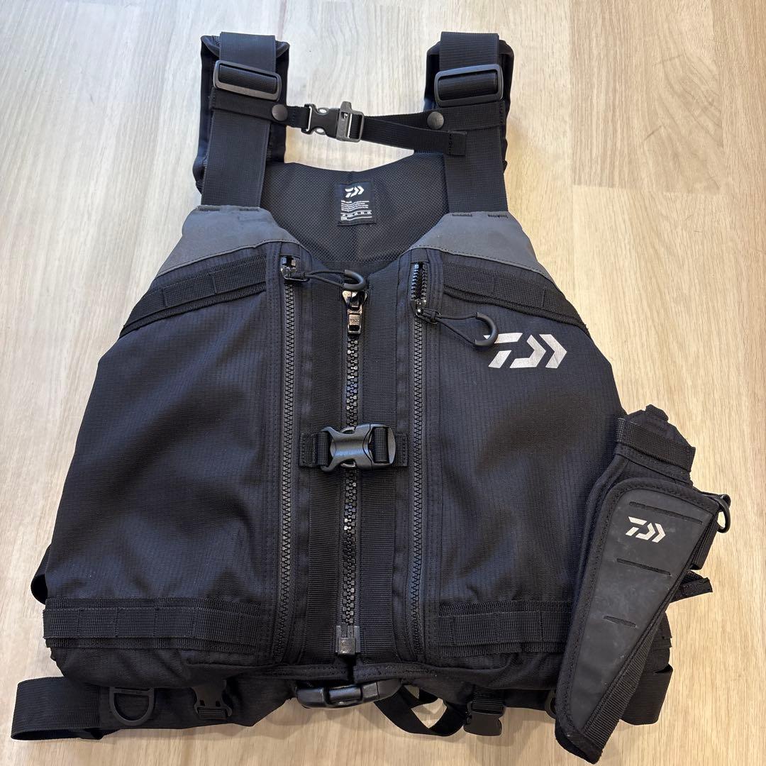 ダイワ　フローティングベスト ＤＦ－４０２３ ブラック フリー