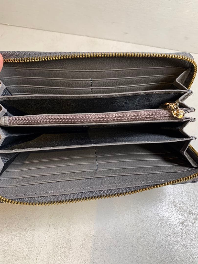 【専用】【新品未使用】CROCODILE クロコダイルレザー 長財布 グレー