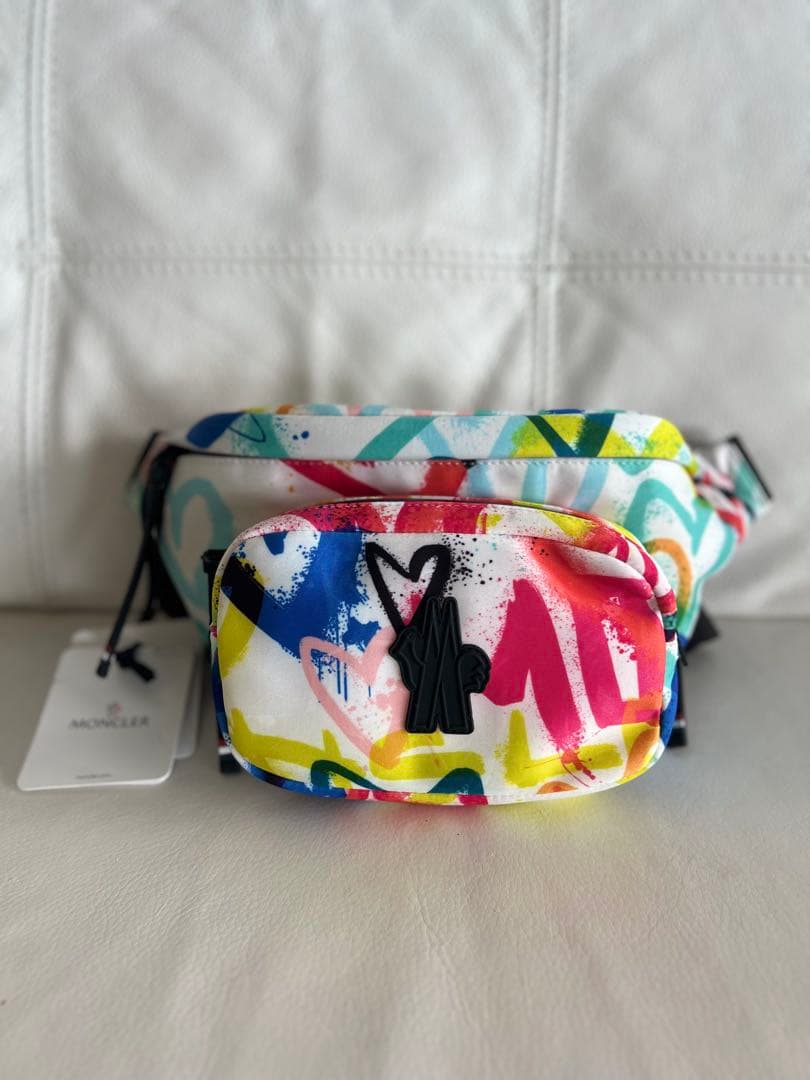 〈新品タグ付き〉MONCLER DURANCE BELT BAG ボディバッグ