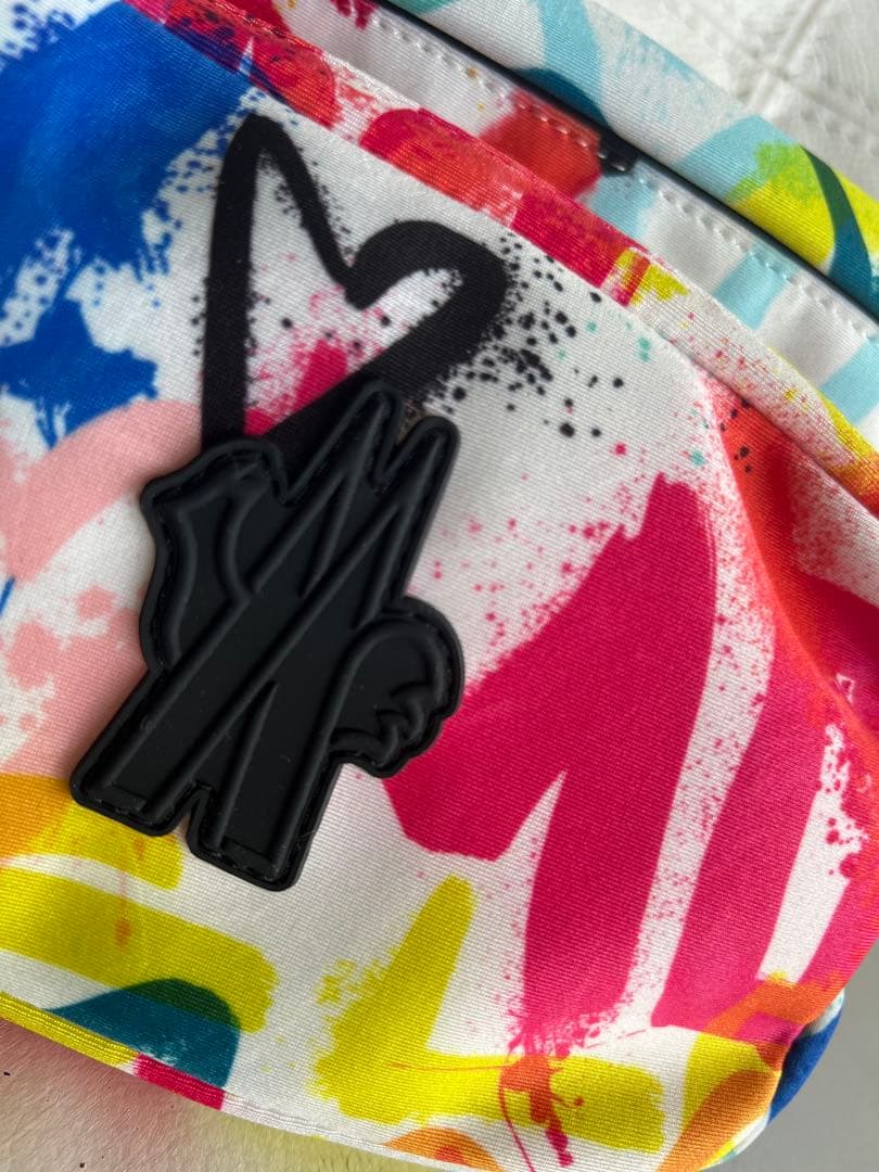 〈新品タグ付き〉MONCLER DURANCE BELT BAG ボディバッグ