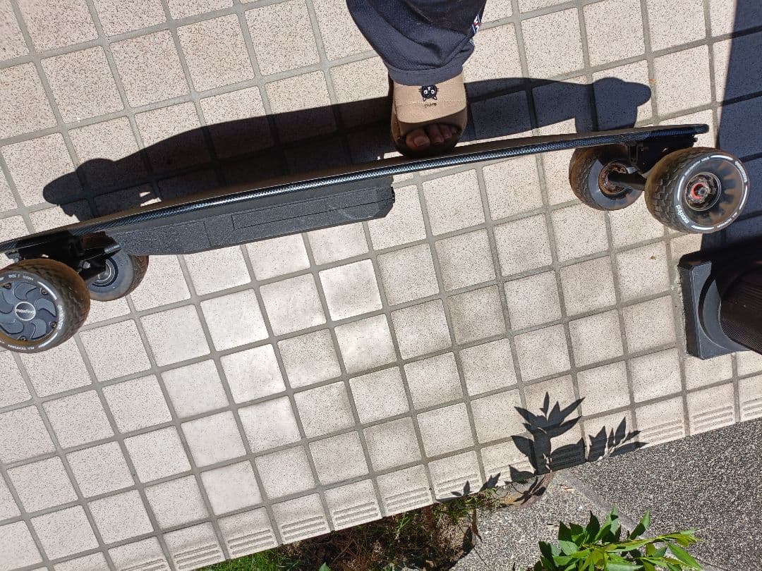 maxfind 電動スケボー オフロードタイヤ付き