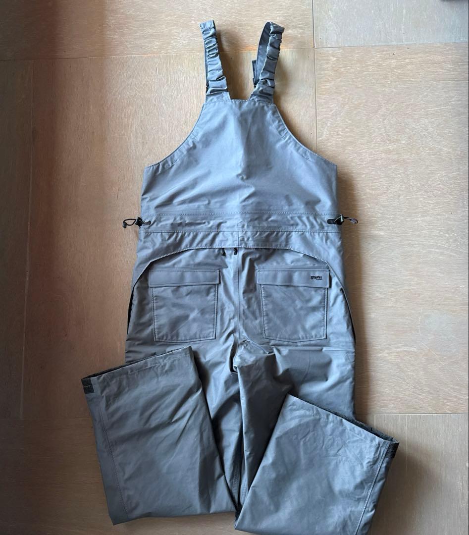 Green clothing スノボウェア