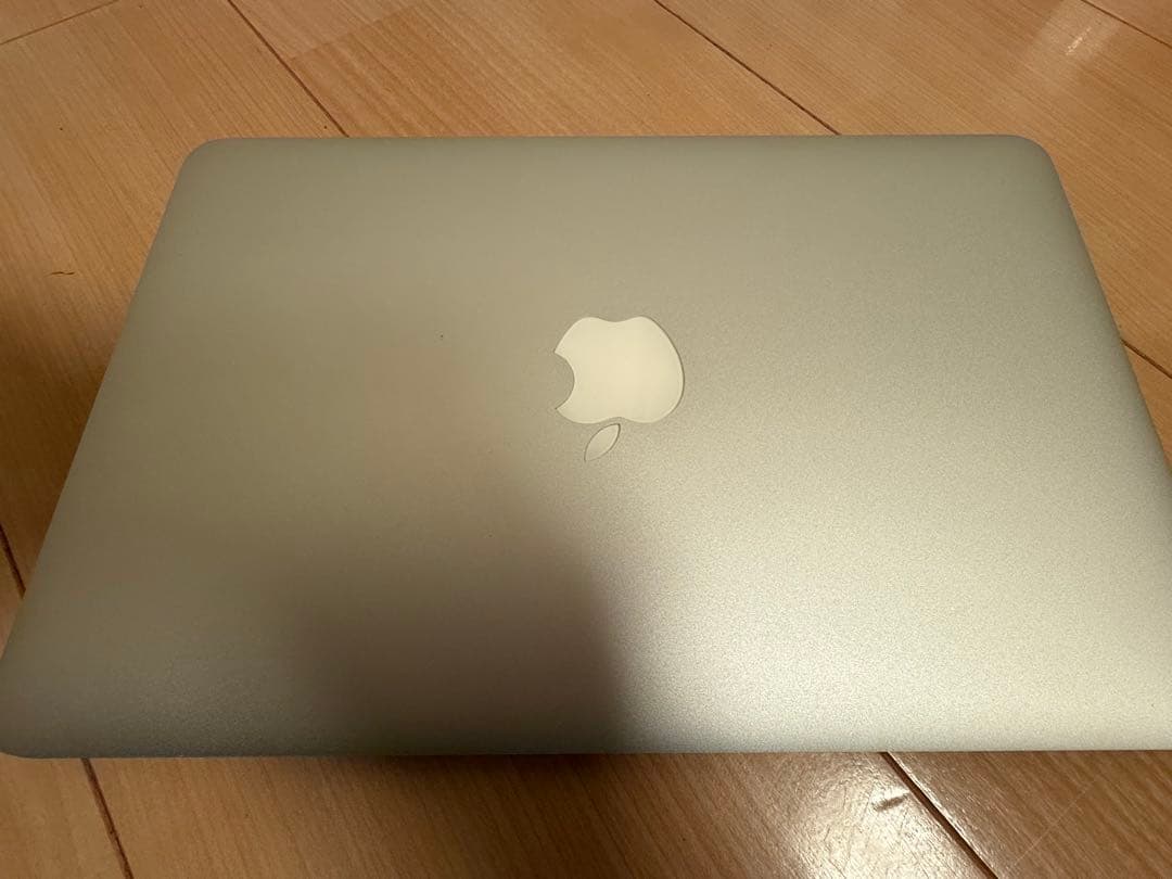 【美品】MacBook Air 11インチ Early 2014