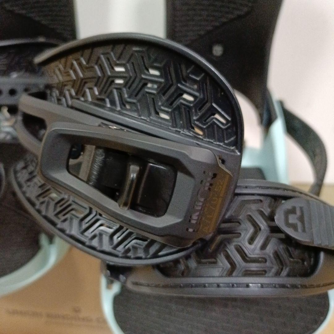 未使用　24-25 UNIONビンディング　STR　サイズM　グラトリ