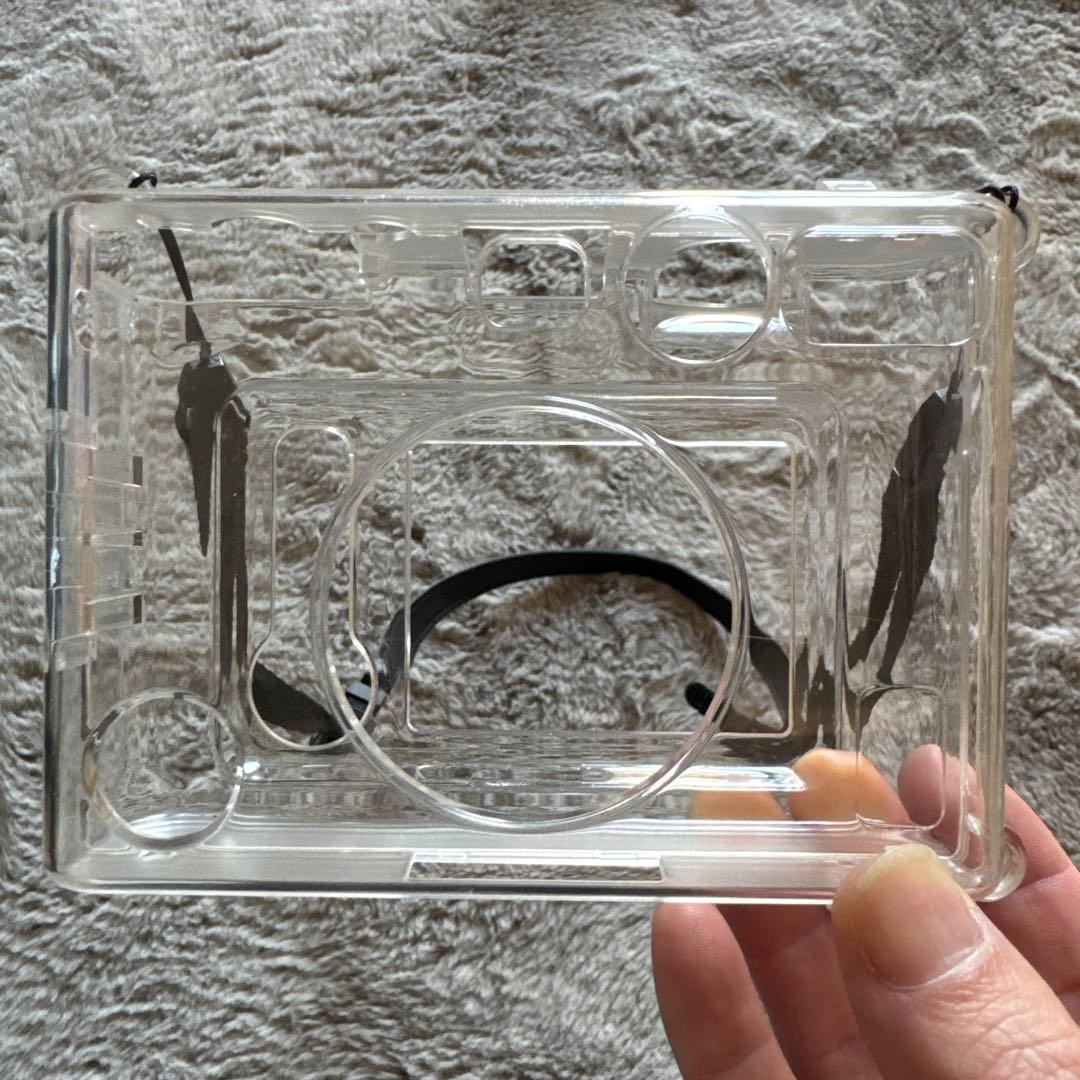 FUJIFILM instax mini Evo 本体と付属品