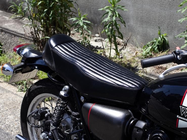 MOTOR ROCK　W650/400/800用　ベーツタイプ　TTシート【新品