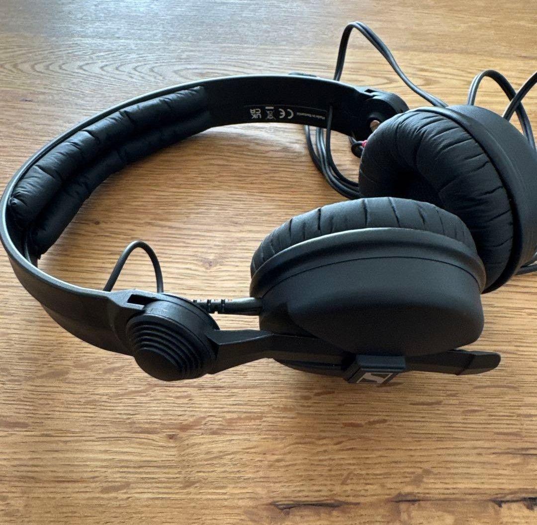 Sennheiser HD 25 有線ヘッドフォン