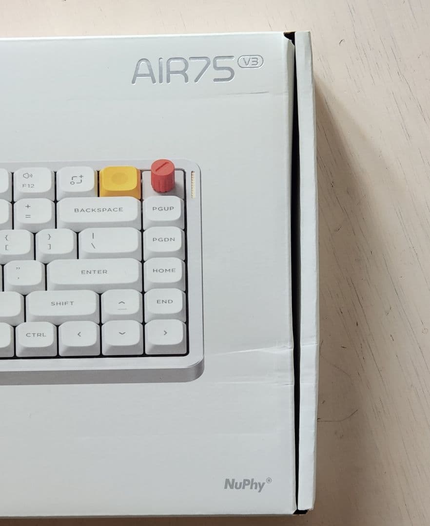 【茶軸へ変更可】NuPhy AIR75 v3 red nano US配列