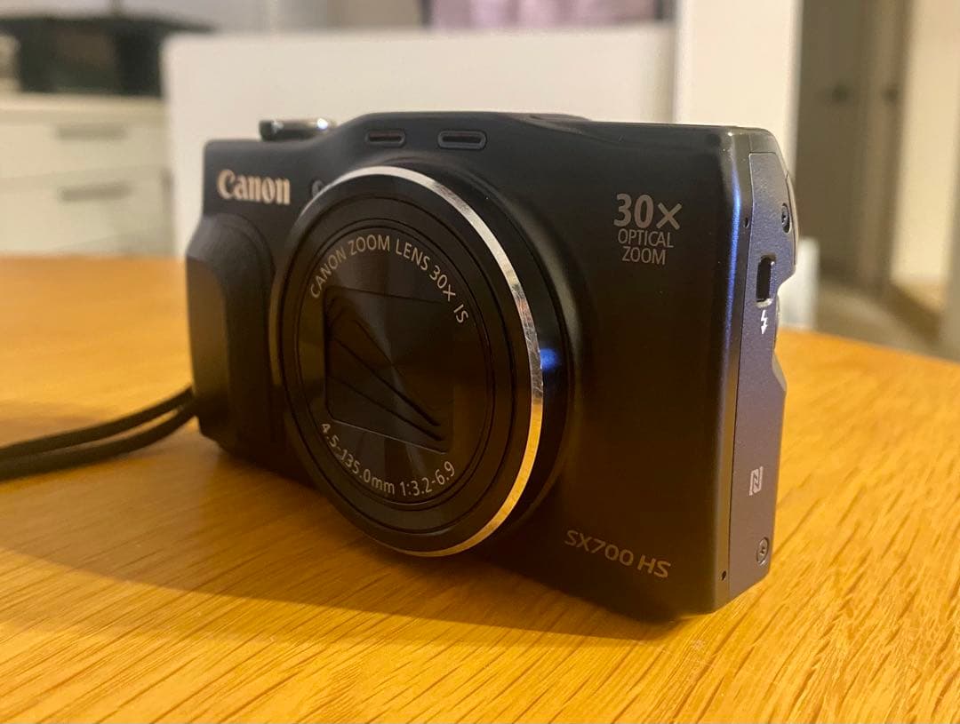 Canon SX700 HS デジタルカメラ