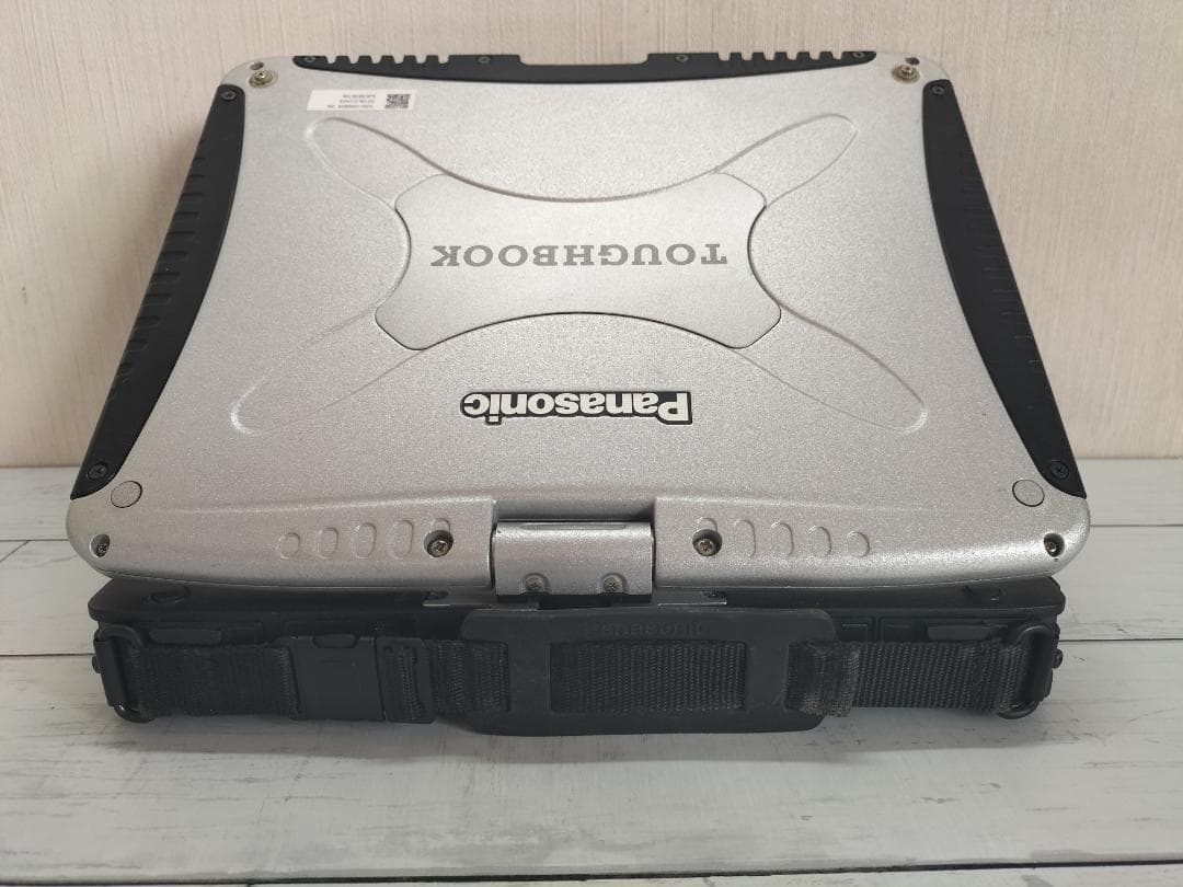 TOUGHBOOK CF-18 10.4型/落下や衝撃、水、埃に強い堅牢PC 1