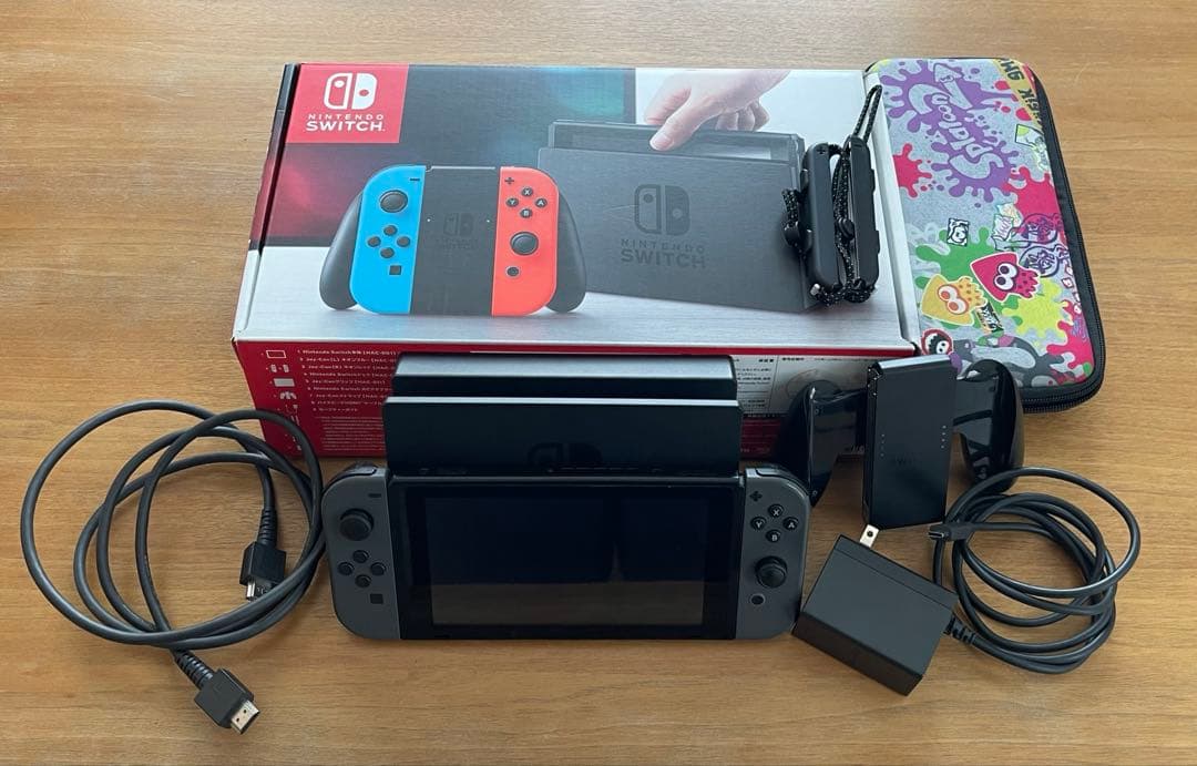 Nintendo Switch 本体 美品 動作確認済み スプラトゥーンケース付