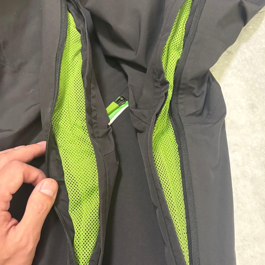 希少サイズ　BURTON AK Cyclic GORETEX 2L サイクリック