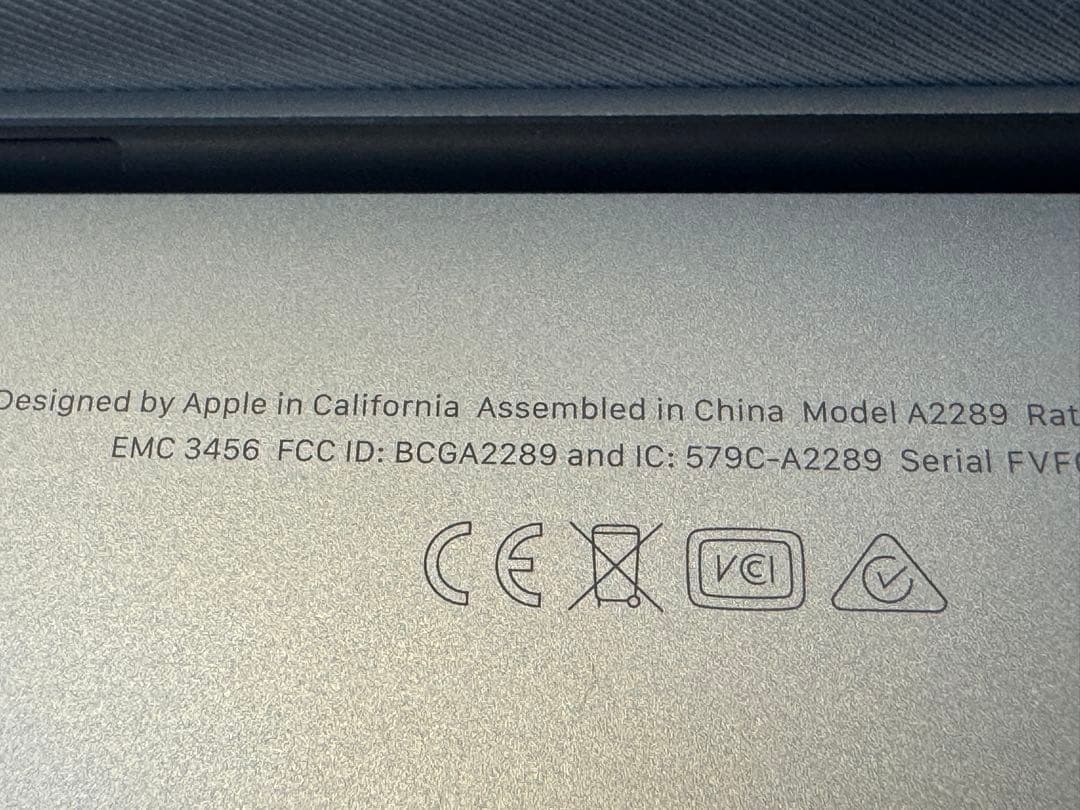 ジャンクApple MacBook Pro A2289 2020