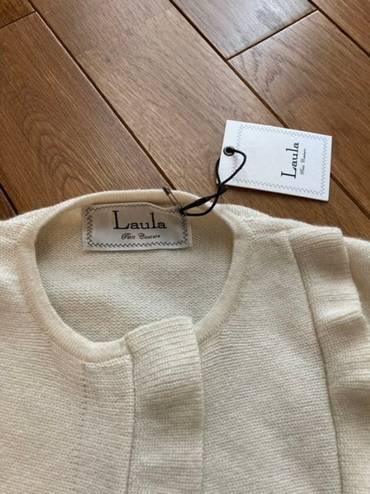 メ*】様 試着のみ美品【ラウラLaula フリルカーディガン】ホワイト