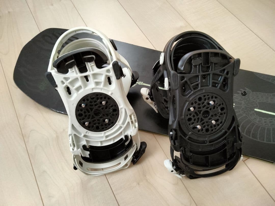 FLUX DS　Mサイズ　スノーボードビンディング　美品