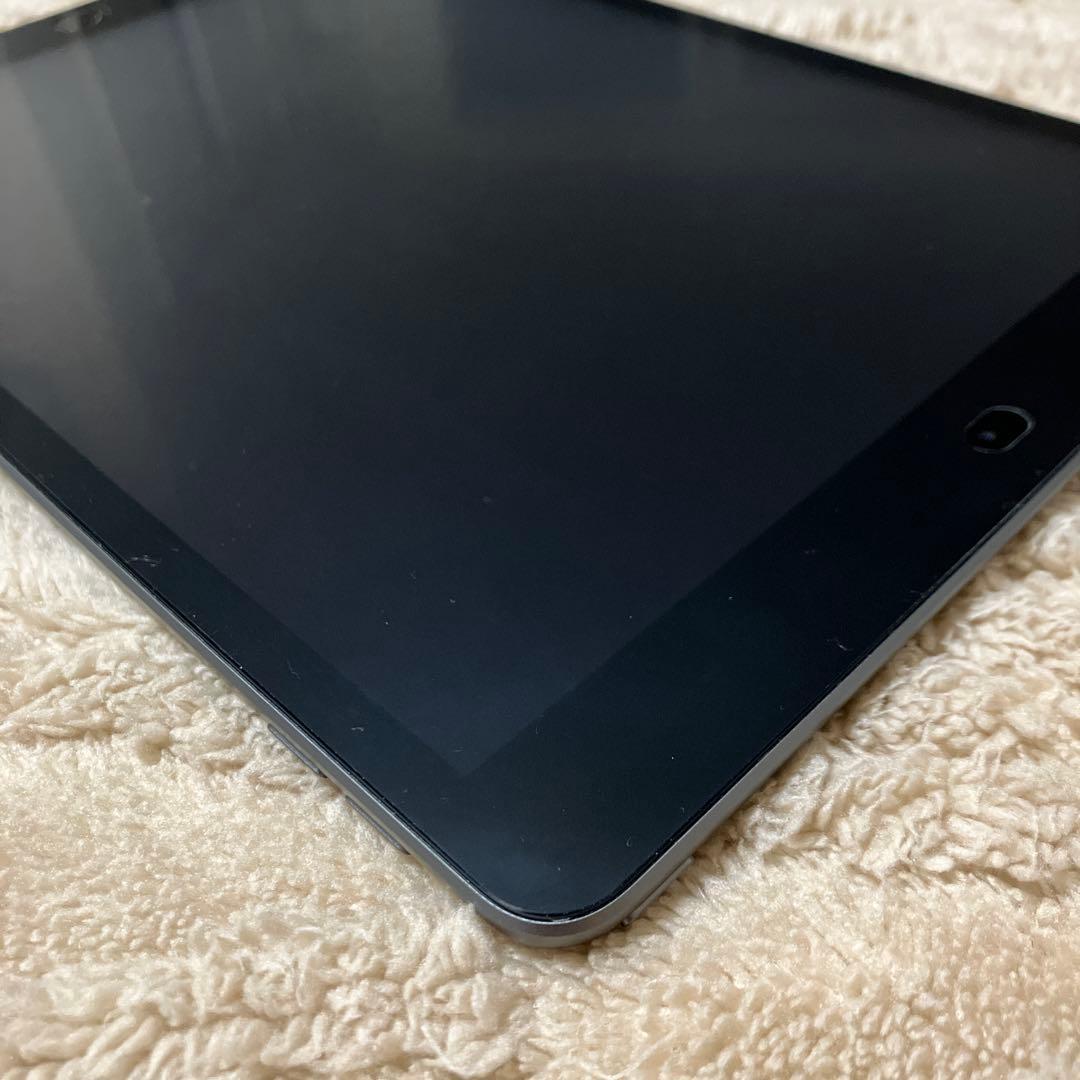 Apple iPad 第8世代 32GB スペースグレー