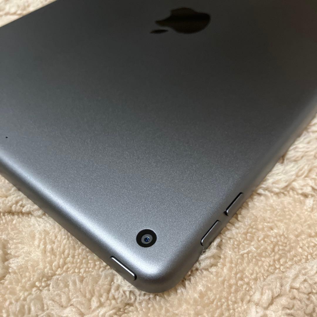 Apple iPad 第8世代 32GB スペースグレー