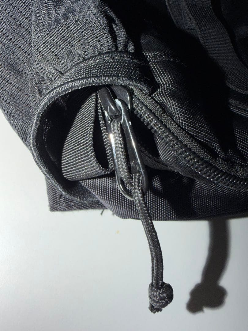 supreme ボディバッグ