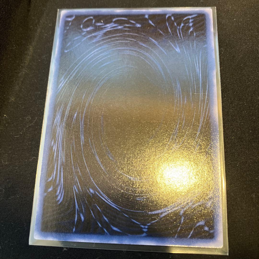 ゆ 三幻神 オシリスの天空竜 オベリスクの巨神兵 ラーの翼神竜