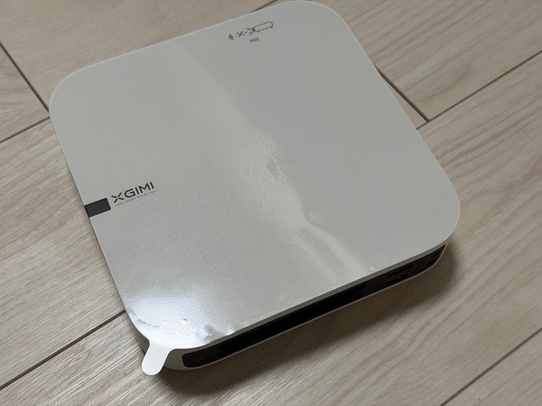 XGIMI Elfinプロジェクター本体 ホワイト