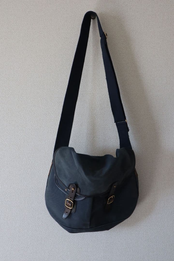 バッグ BRADY ARIEL TROUT LARGE NAVY BROWN