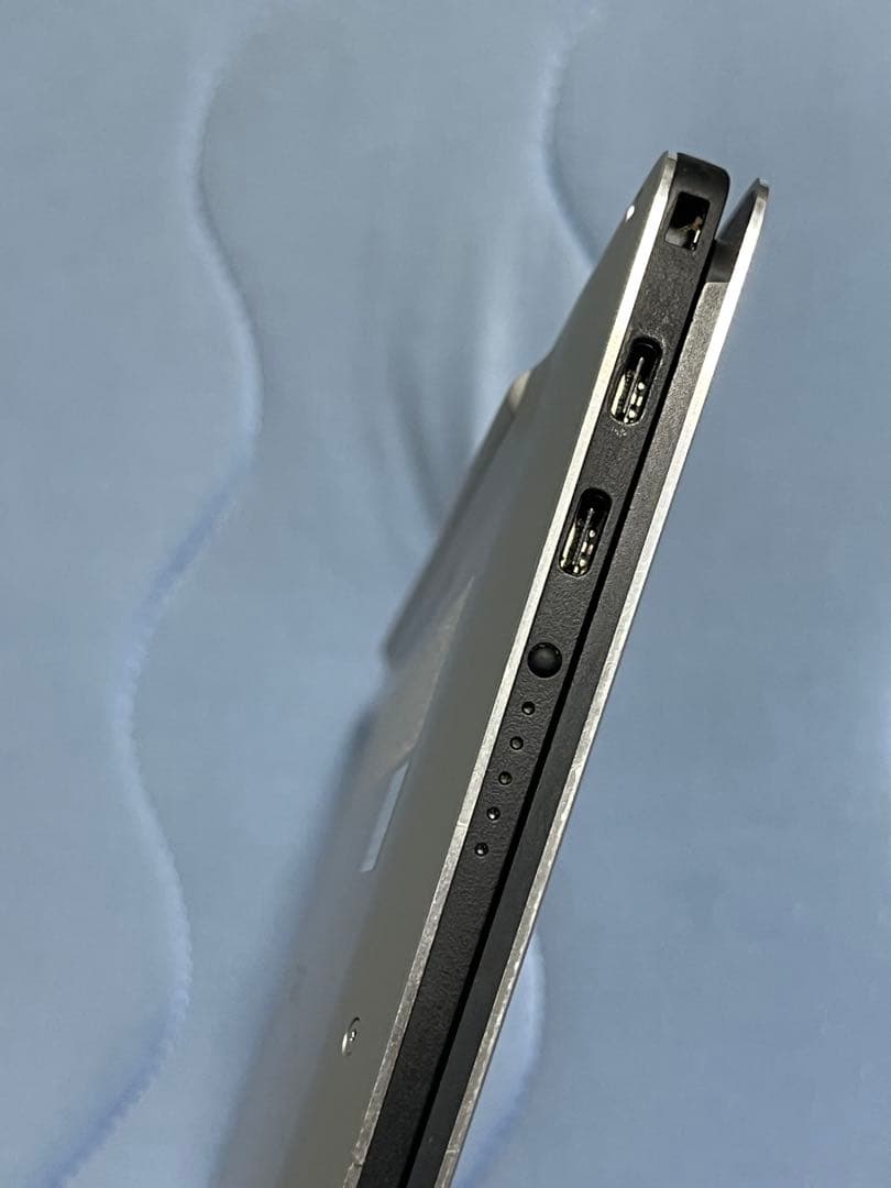 Windowsノート本体 DELL XPS 13 7390