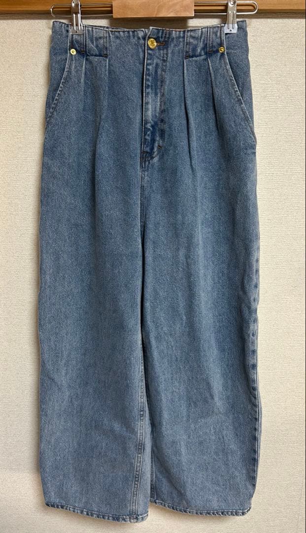 辻元舞さん　I'm in デニム　丈短め　Ｍ　ライトブルー