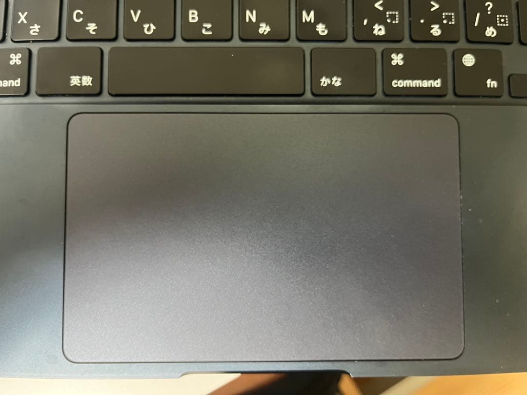 MacBookAirM2 13インチ2022 512GB【キーボード凹み動作可】