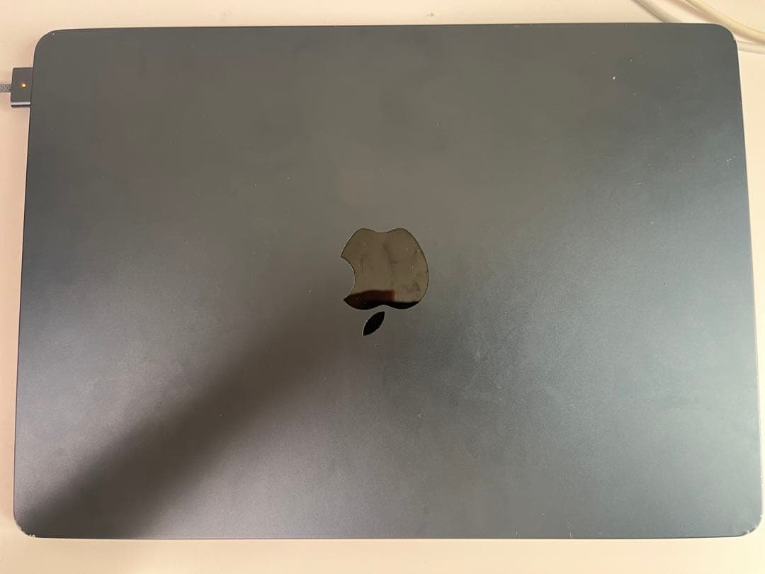 MacBookAirM2 13インチ2022 512GB【キーボード凹み動作可】