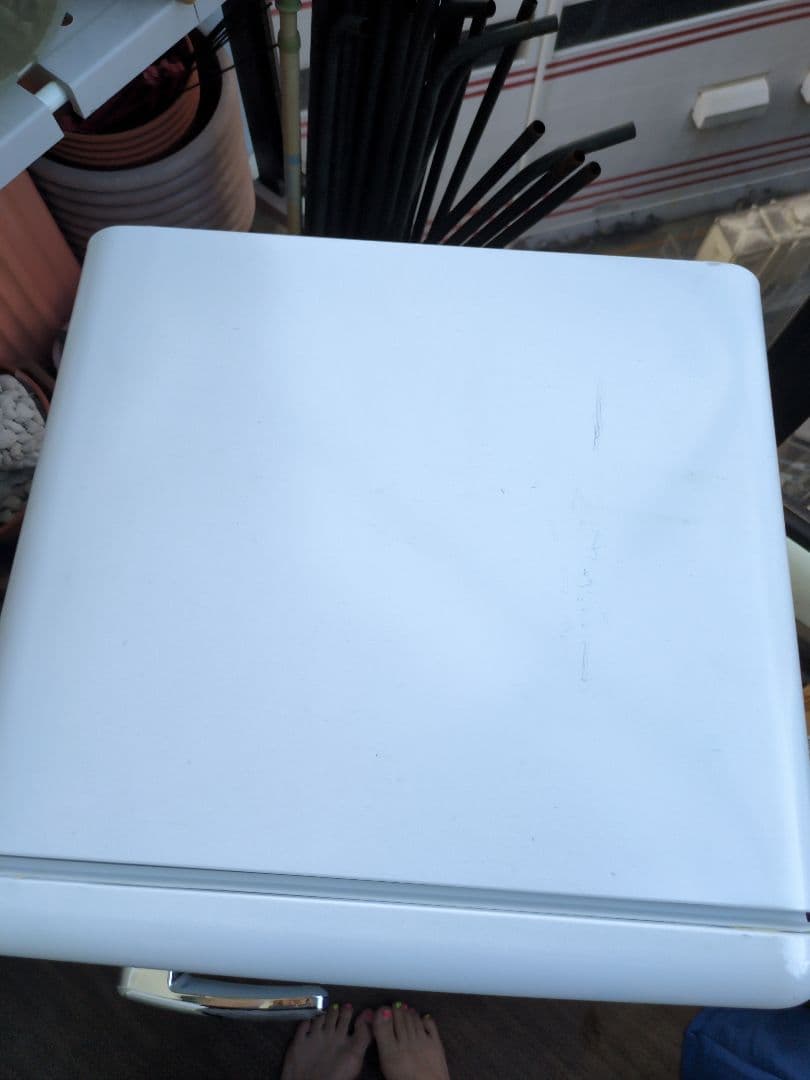 ※送料込み【美品】comfee レトロ冷蔵庫 93L