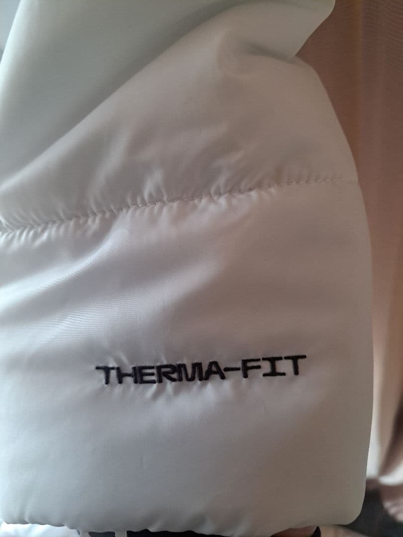 NIKEダウン　S　ホワイトダウンジャケット　白　ナイキ　ロングベンチコート