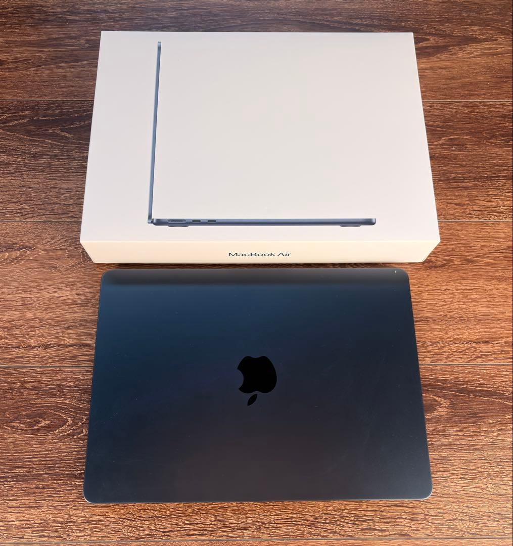 Apple MacBook Air M2 13インチ 256G 【液晶不具合】